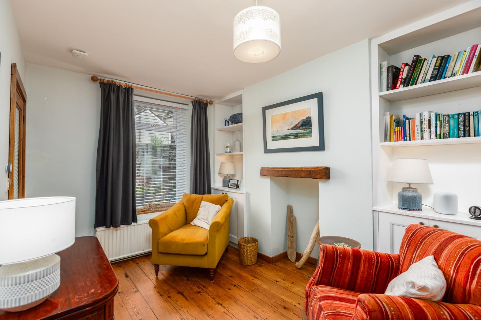 Gloucester Place, Mumbles, Swansea, SA3 4LQ